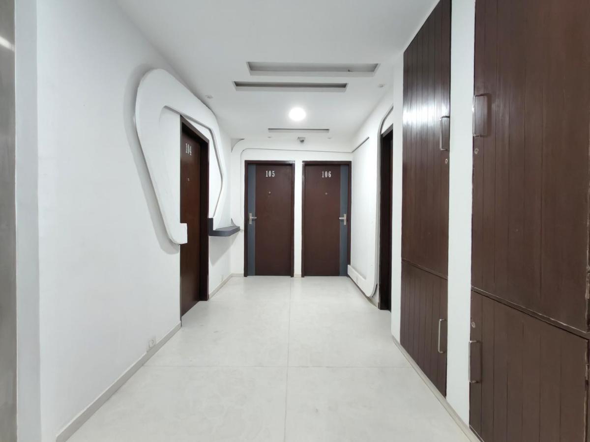 The Sky Imperial Hotel Yahvi Vadodara Exterior photo